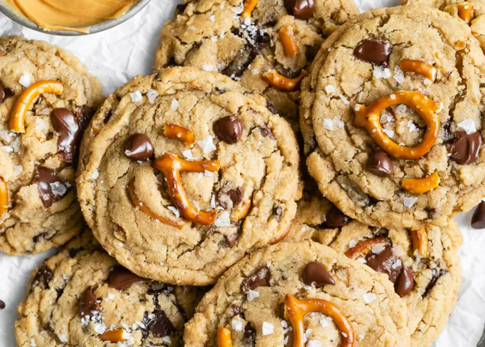 No Bake Peanut Butter Pretzel Cookies with Chocolate Chips Recipe